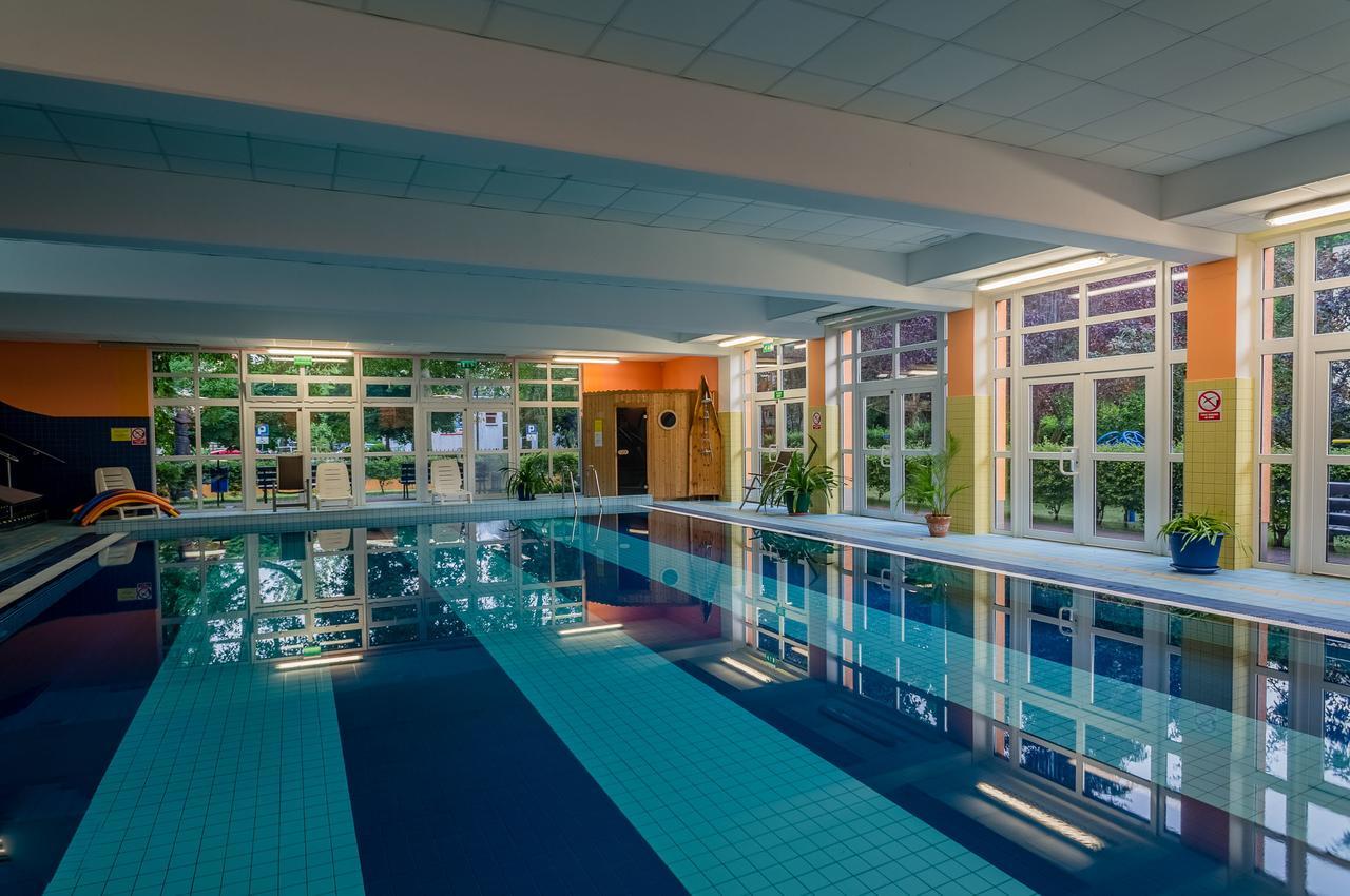 Hotel *** Nat Kołobrzeg Kültér fotó